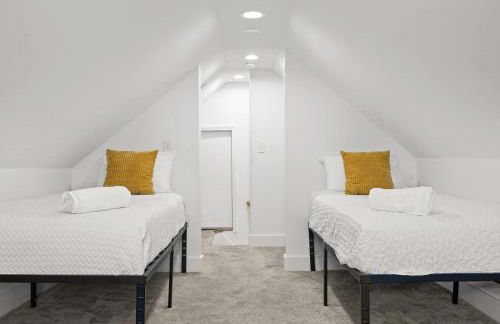 Charming 2nd-Floor Flat 3BR 2BA Free Parking - Foto 42