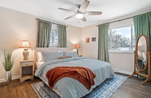 Hot Tub Ping Pong Sleeps 9 Retro Fun - Foto 6