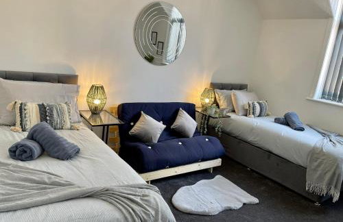 Casa Lobo's Beautiful Suites Apartment 1 free offroad parking - Foto 26