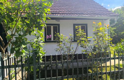 Old house by the stream - Photo 3