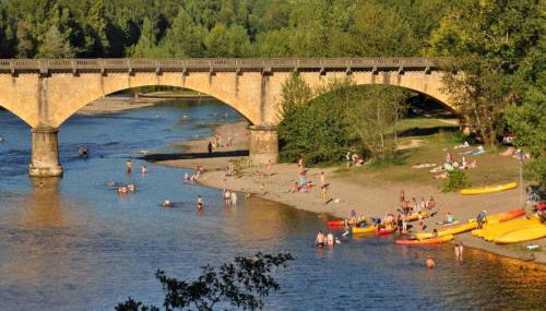 Charmante maison en Dordogne avec jardin et cheminée - FR-1-616-49 - Foto 3