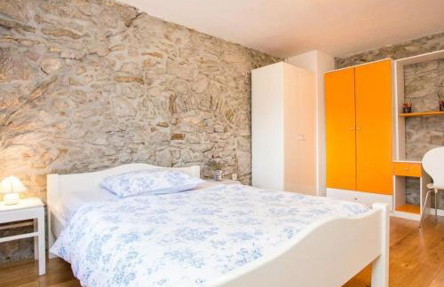 Holiday Home Haus mit modernem Interieur und einer alten Taverne by Interhome - Foto 14