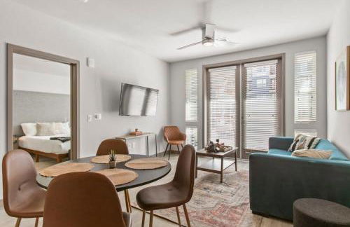 Cozysuites PHX RORO Gym Pool Pets Parking #12 - Photo 18