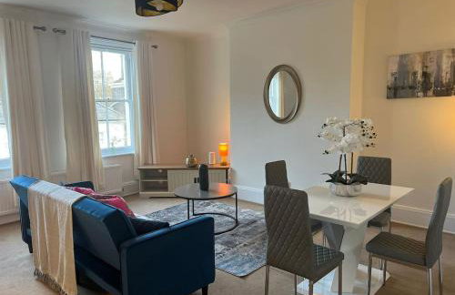 Stylish 1BR Teddington Flat Near Thames River - Foto 5
