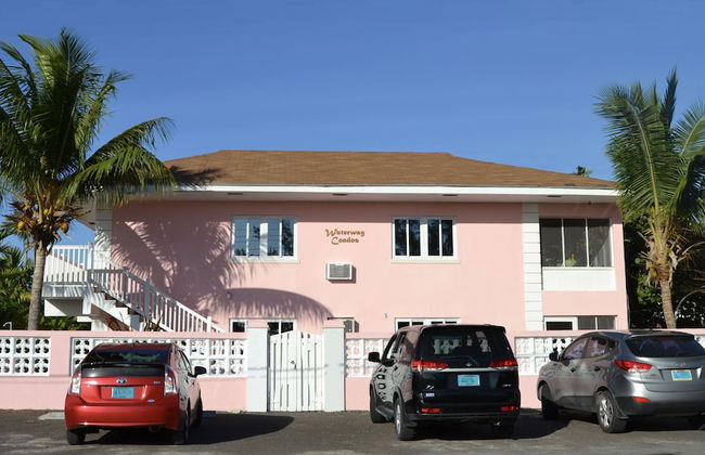 Waterway Condos - Foto 1