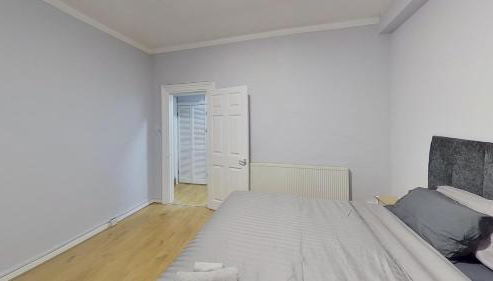 Grand 2 bed Apartment - Foto 4