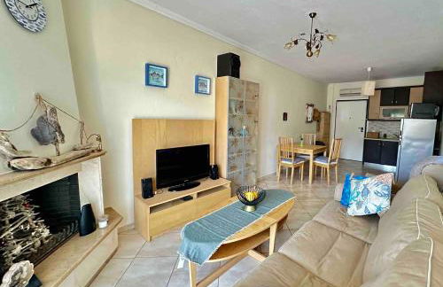 Top Floor Apartments - Photo 2