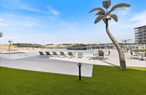 Lakefront Topsider Condo w/ Boat Slip, 2 Pools & Large Deck - Foto 55