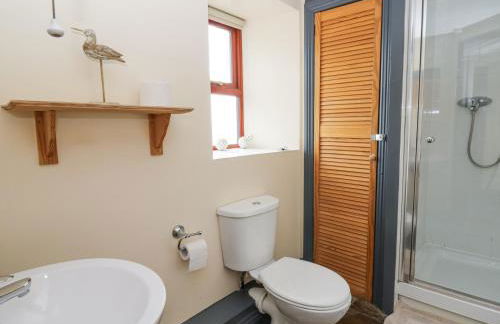 Llwyngwinau Isaf Barn - Foto 24