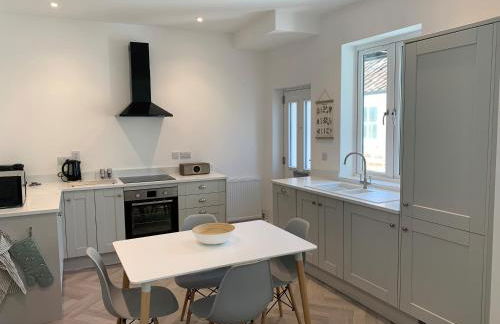 'The Retreat' - Stylish one bedroom apartment in Holt, Norfolk - Photo 9