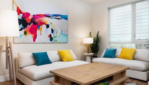 Lux Townhome With Parking and Rooftop Putting Green - Foto 1