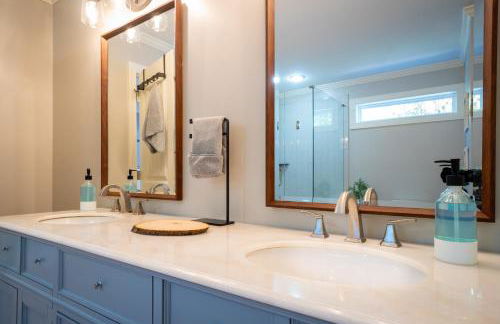 Par-Tee Haus I- Game Room & Hot Tub-Walk to Helen - Foto 10