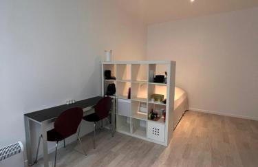Studio lumineux sur cour à Bastille - Photo 20