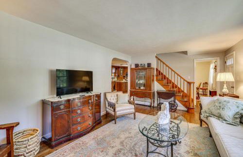 Family Getaway in Bristol Near Trails and Parks! - Foto 6