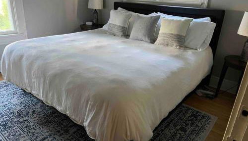 Beautiful Luxury Suite B of Shorewood Home - Foto 5