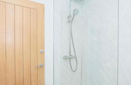 Caul View Apartment - Photo 13