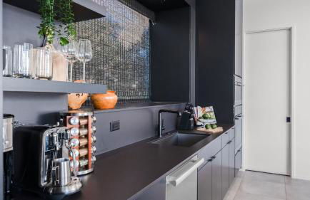 Luxe 9BDR Retreat w Putting Green Game Room Bouldin Collective by AvantStay - Foto 19