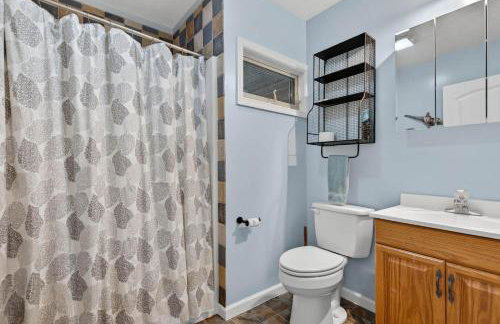 20 acres w Private Pavilion, Fireplace & Fire Pit - Foto 30