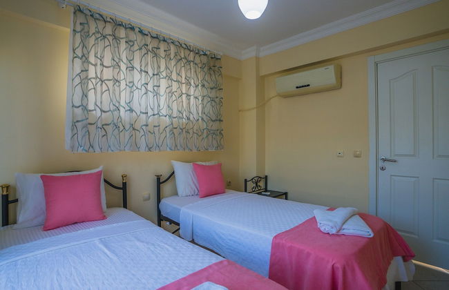 Sunset Beach Club Villas - Photo 16