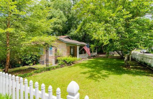 Dozing on Dog River- River Access Dock Yard - Foto 43