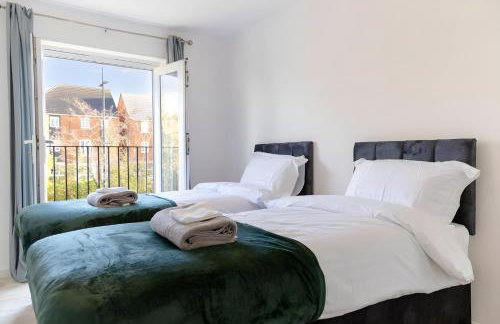 FREE parking, LARGE House for Contractors & Families, Sleeps 7, 25 mins to MANCHESTER & LIVERPOOL - Foto 71