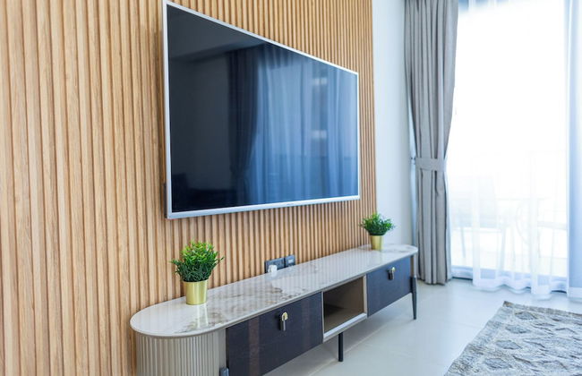 HAPPY SEASON | ACT ONE ACT TWO - Foto 10