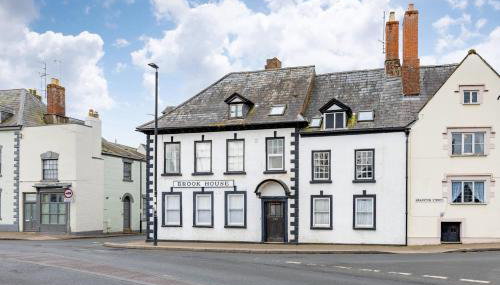 Charming Historic Stay - Cosy Flat with parking - Foto 2