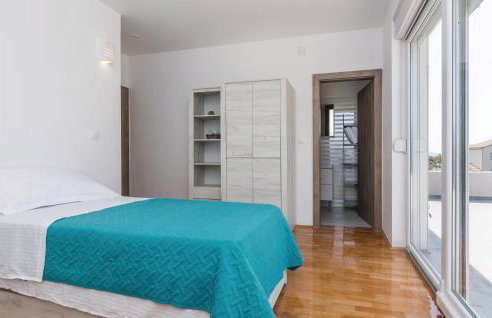 Three-Bedroom Holiday Home In Kozino - Photo 15