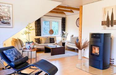 Gemütliches, helles Apartment mit Ofen, Badewanne & Dusche, Parkplatz, ganze Wohnung - Foto 1