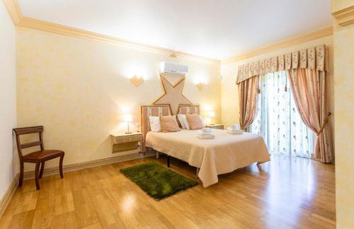 Exceptional Villa with Pool, Tennis Court, Games Room - Foto 20