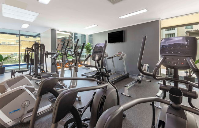 Oaks Brisbane Festival Suites - Photo 75