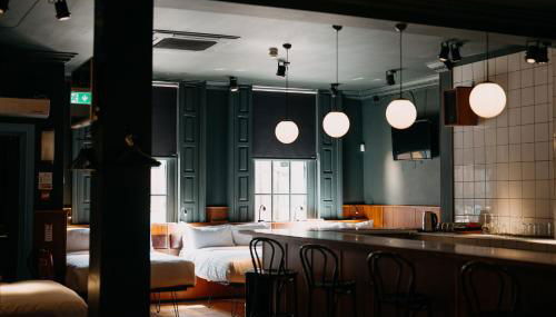 Converted Bar & Chinese Takeaway - Foto 1