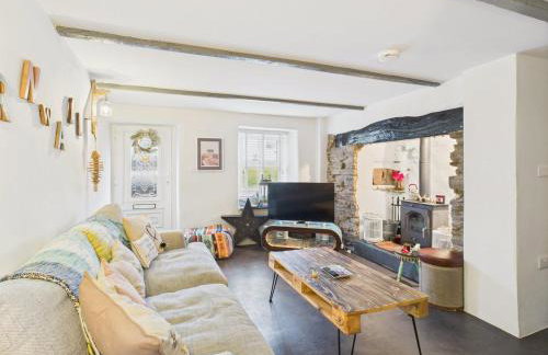 Cosy Cornish Cottage with Firepit & Parking - Foto 8