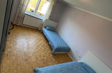 Grosse Wohnung , 3 Schlafzimmer, 5 Einzelbetten, Erdgeschoss, Terrasse - Photo 4