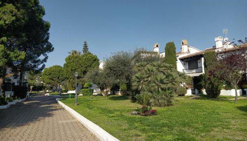 R121 - Apartamento Alorda park - Foto 5, Garden, Garden view
