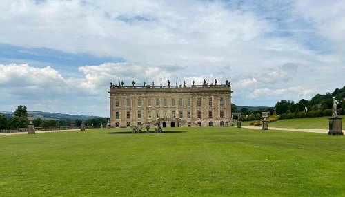 Chatsworth Edge Apartment - Photo 3