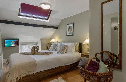 Gallery Lodge Holiday Home - Short Stays UK - Photo 15