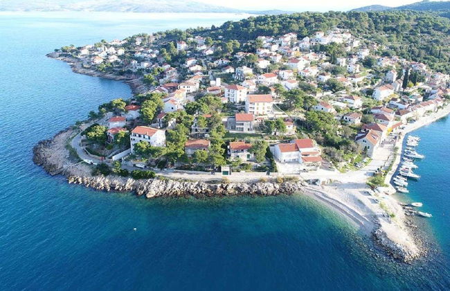 Brac & Solta Islands Boat Cruise - Foto 3