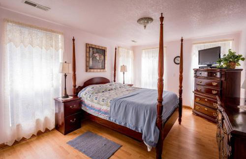 Lakefront Cottage - Spacious House with Private Dock - Foto 5