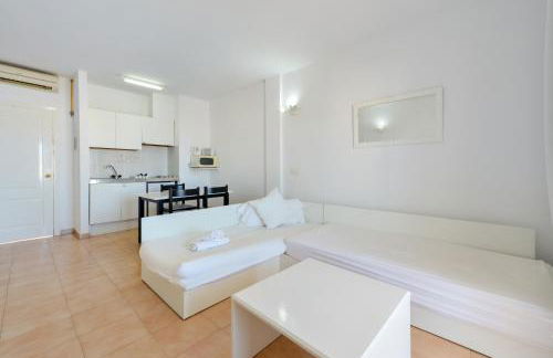 Apartamentos San Antonio Beach - Foto 52