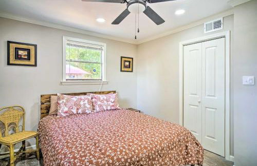 Blue Cottage in the Bayou with Private Yard! - Foto 16