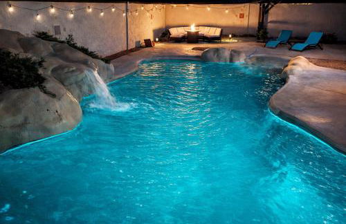 5BR Oasis 15 Min to Strip, Pool Table - Foto 24