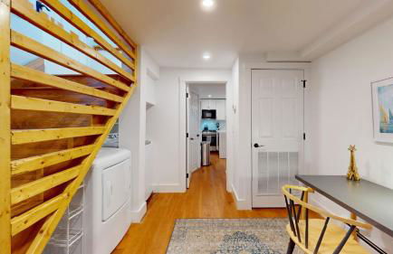 Modern Renovated 1BR with Pvt Entrance, Prime Loc - Foto 13