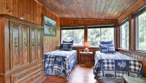 Shiners Hideaway - Cozy Cabin with Trails & Family Memories - Foto 2