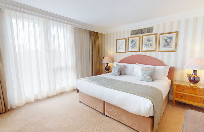 Cheval Thorney Court at Hyde Park - Photo 97