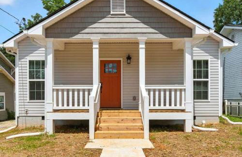 2BR Modern Southern Charm - Foto 15