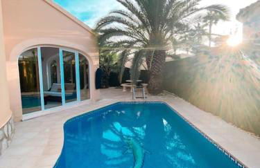 Impresionante Villa con piscina climatizada - OLIVA NOVA - Photo 3