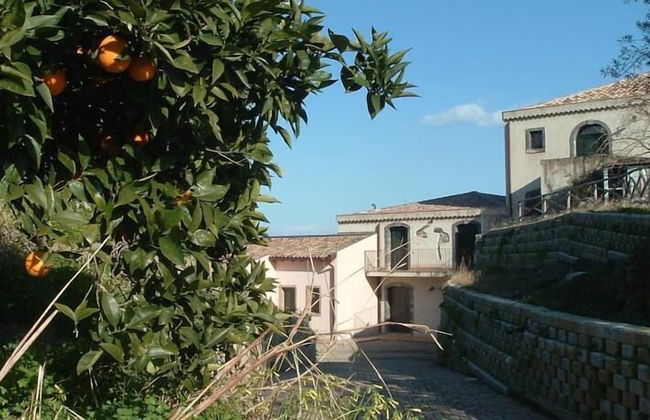 Antico Borgo Etneo Country Hotel - Photo 74