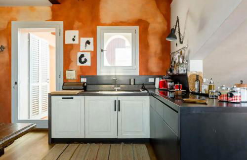 Bright and Peaceful Apartment in Historic Palazzo - Photo 17