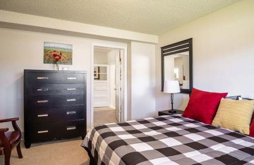 Heritage House-Skiing close,Walk to Main St,Roomy - Foto 4